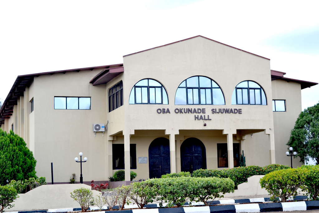 Olashore International School